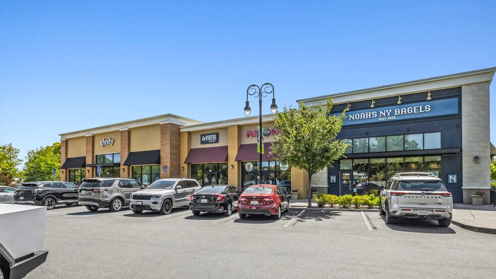1670 E Monte Vista Ave, Vacaville, CA à vendre - Photo de l’immeuble – Image 1 sur 6