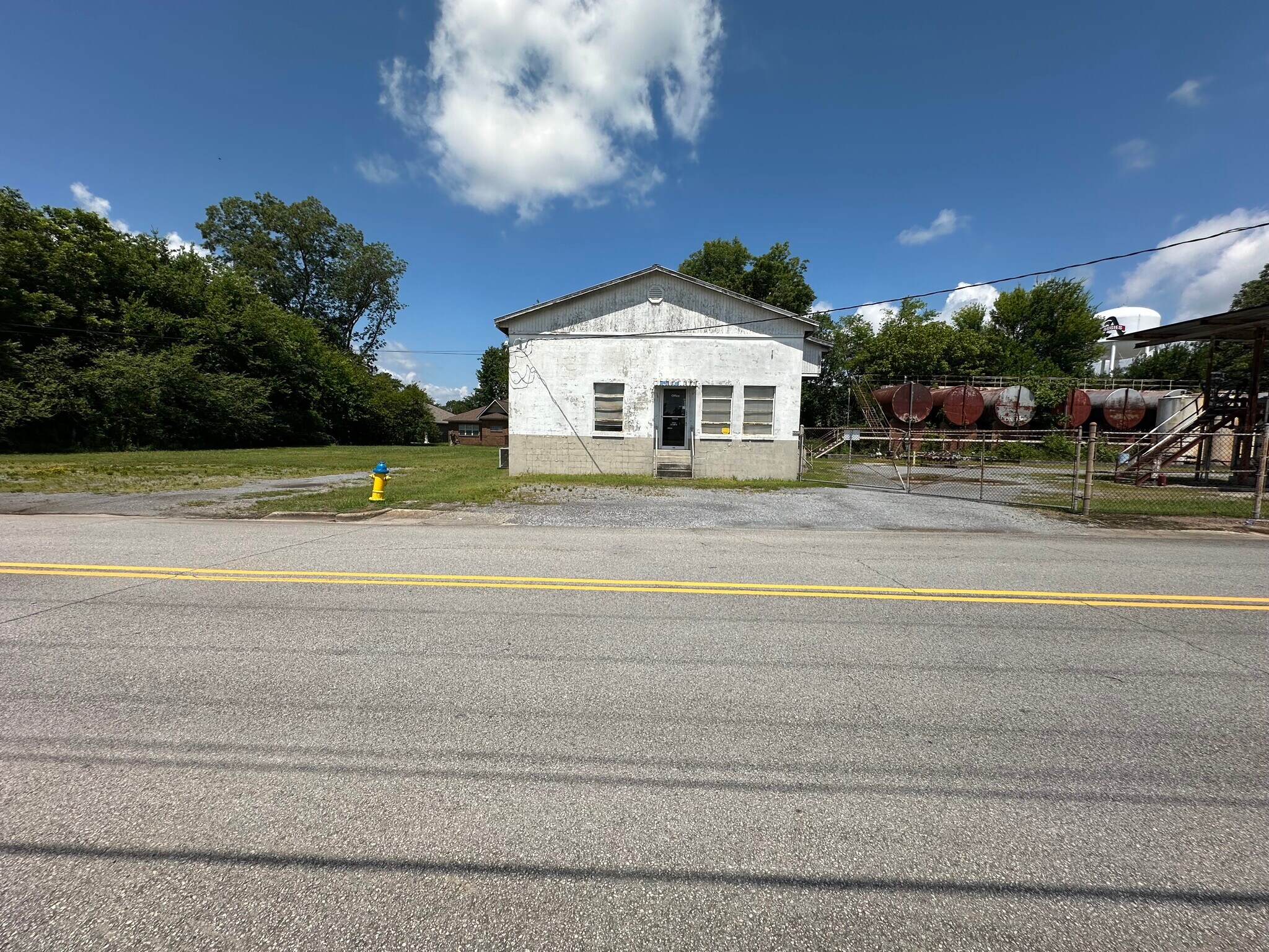 218 N Emmett St, Albertville, AL à vendre Photo principale– Image 1 sur 6