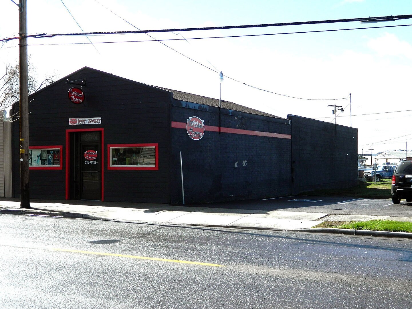 162 E Main St, Klamath Falls, OR à vendre Photo de l’immeuble– Image 1 sur 20