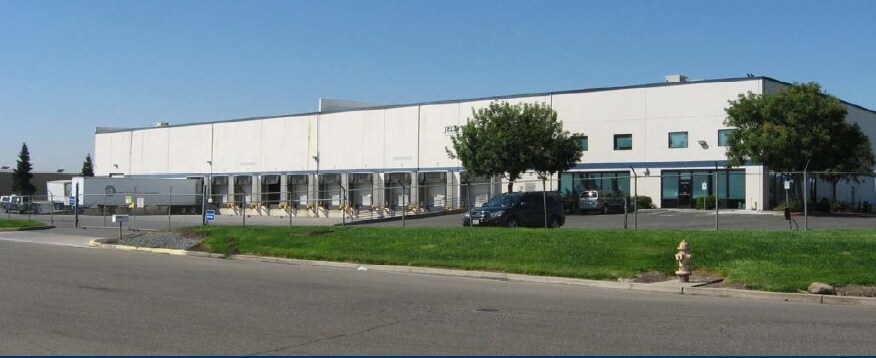 4547 Frontier Way, Stockton, CA à vendre - Photo de l’immeuble – Image 2 sur 10
