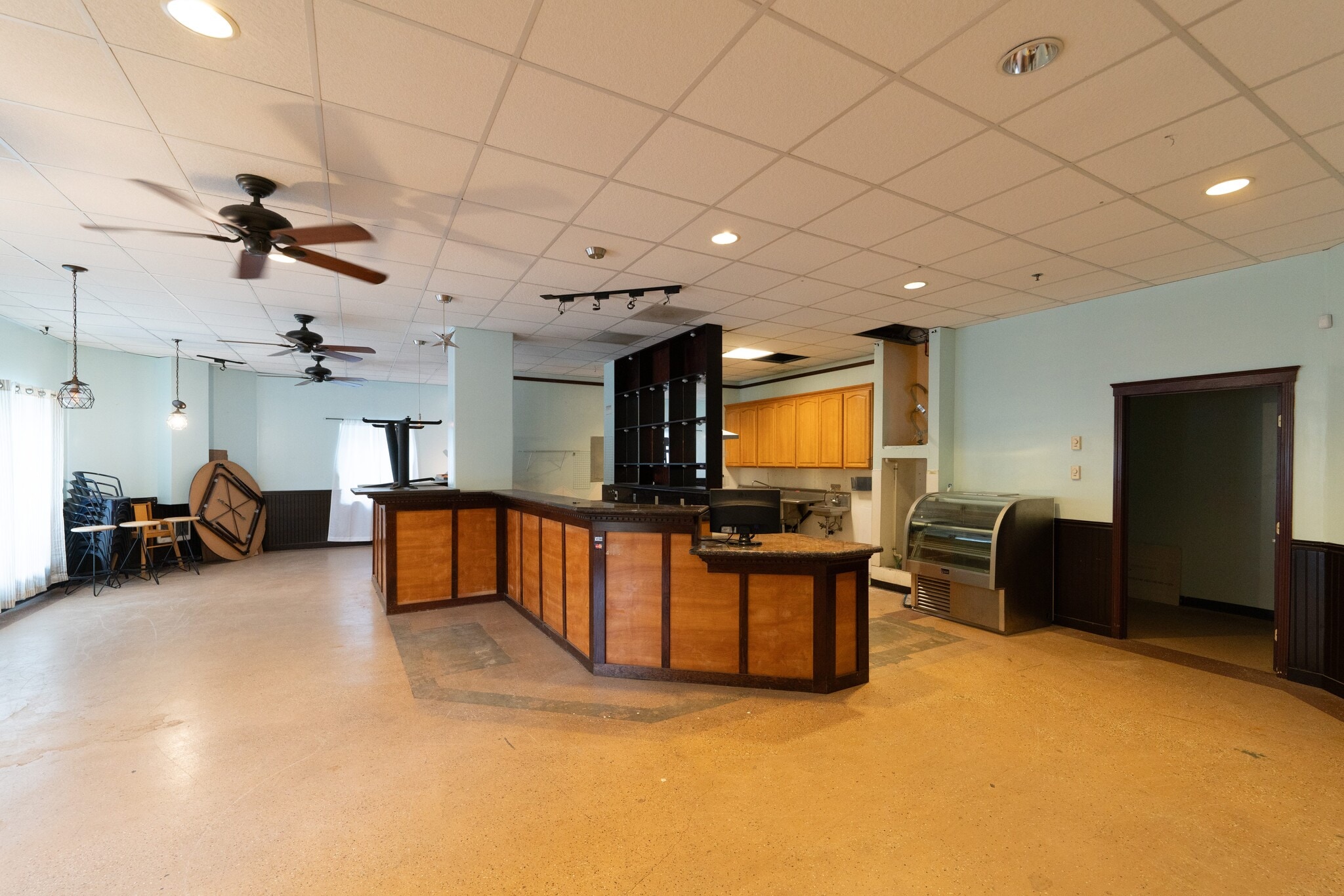 1100 N 115th St, Seattle, WA à louer Photo intérieure– Image 1 sur 8