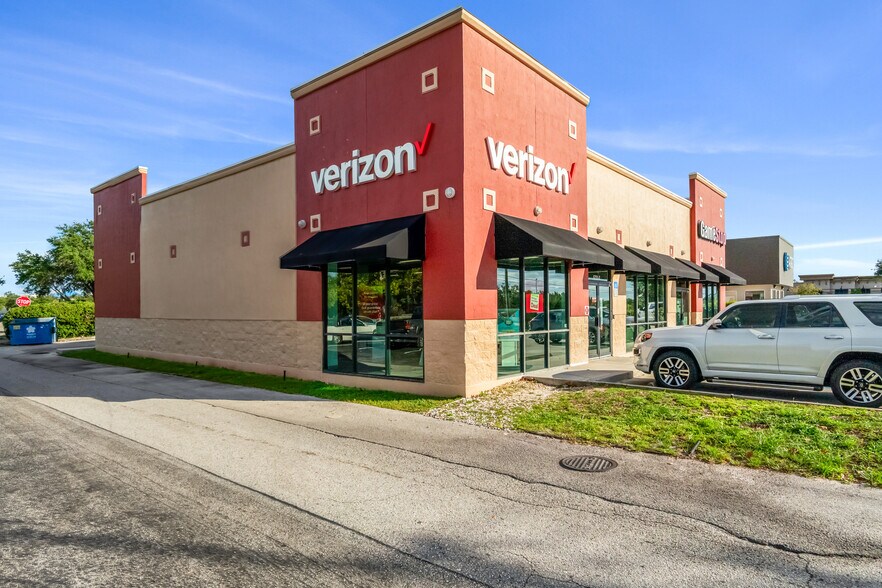 6751 N Church Ave, Mulberry, FL à vendre - Photo de l’immeuble – Image 2 sur 8