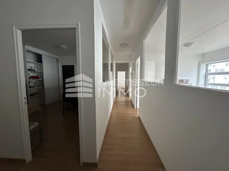 Bureau dans Noisiel à vendre - Photo de l’immeuble – Image 3 sur 6