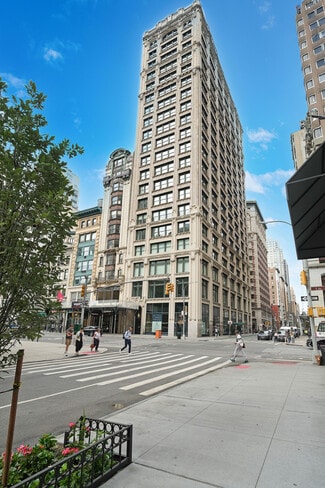 Plus de détails pour 212 Fifth Ave, New York, NY - Local commercial à louer