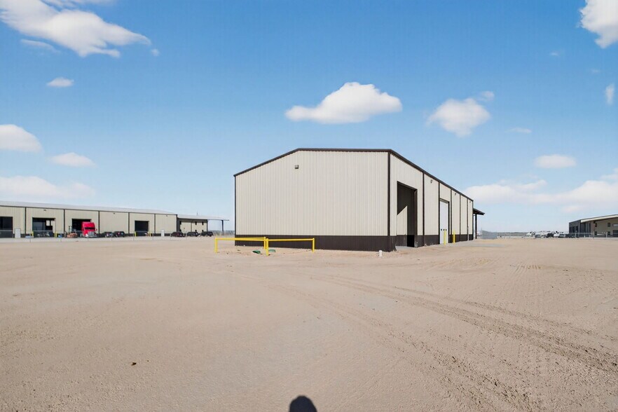 16751 W Basin St, Odessa, TX à louer - Photo de l’immeuble – Image 2 sur 63