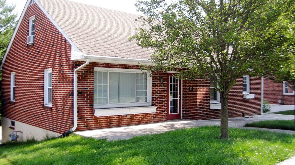 2773 S Queen St, Dallastown, PA à vendre - Photo de l’immeuble – Image 3 sur 9