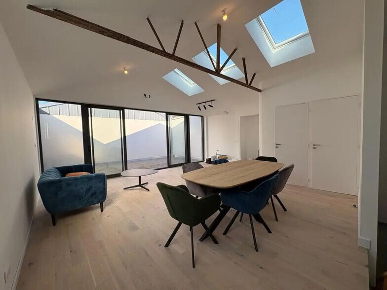 Industriel/Logistique dans Couëron à vendre - Photo de l’immeuble – Image 1 sur 9