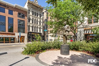 Plus de détails pour 139 Pearl St NW, Grand Rapids, MI - Logement à vendre