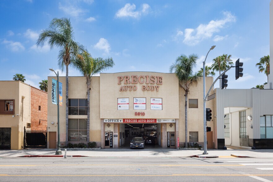 5610 E Hollywood Blvd, Los Angeles, CA à vendre - Photo de l’immeuble – Image 1 sur 14