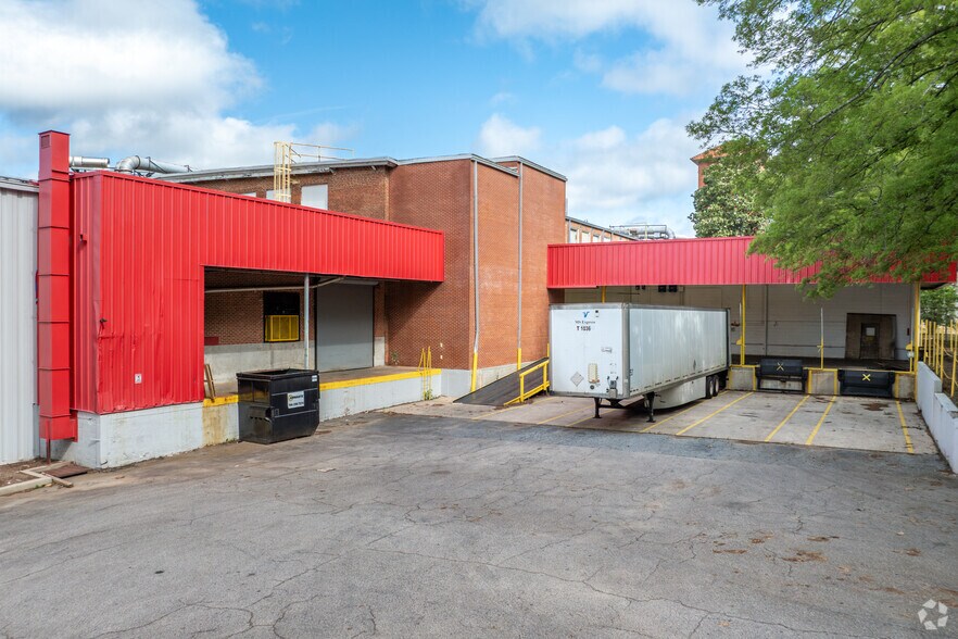 1000 Elm St, Lagrange, GA à vendre - Photo de l’immeuble – Image 3 sur 22