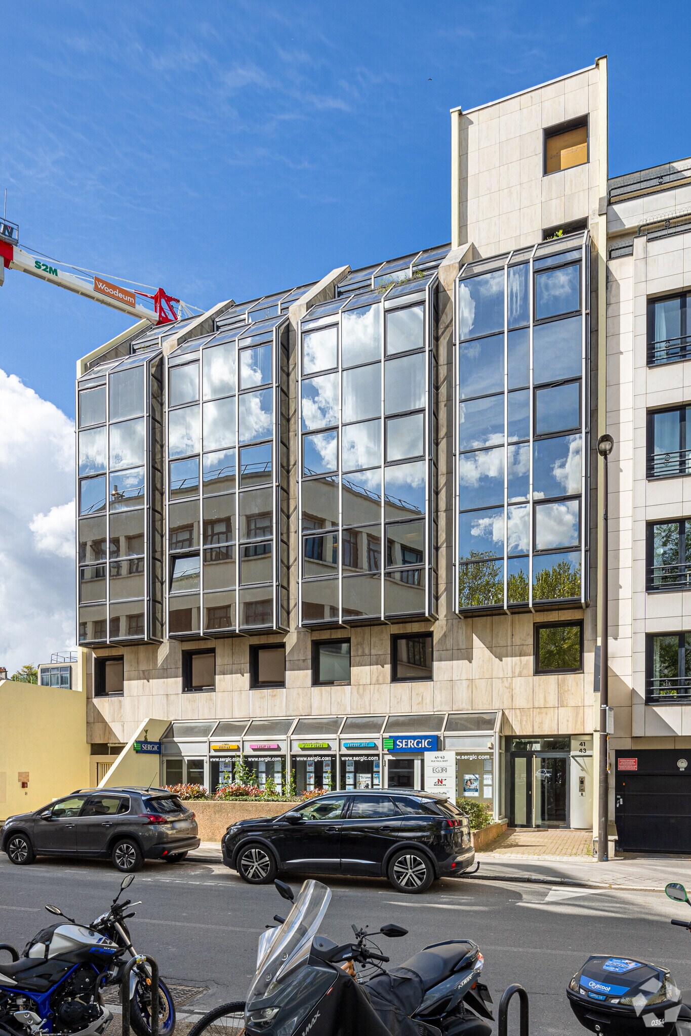 Bureau dans Boulogne-Billancourt à louer Photo principale– Image 1 sur 2