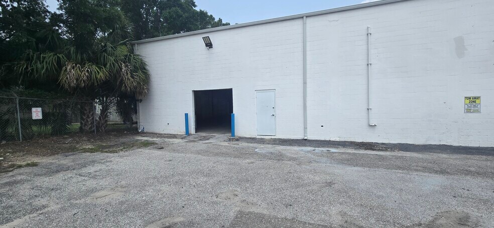 10221 Beach Blvd, Jacksonville, FL à louer - Photo de l’immeuble – Image 3 sur 13