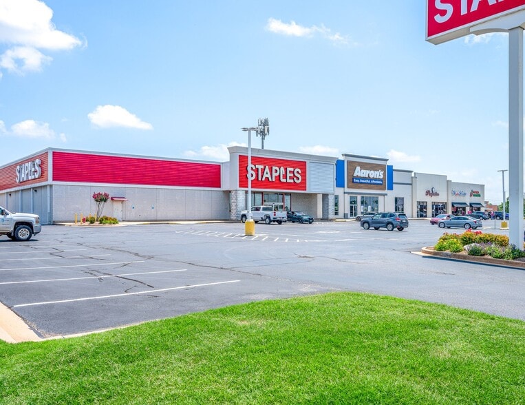 Sheridan Commons portefeuille de 2 biens à vendre sur LoopNet.fr - Photo principale – Image 2 sur 2