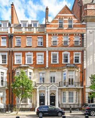 Plus de détails pour 8-10 Hallam St, Londres - Bureau à vendre