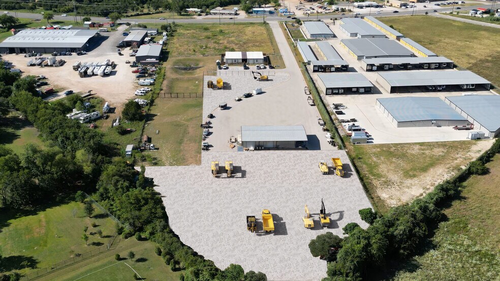 14752 State Highway 29 hwy, Liberty Hill, TX à louer - Photo de l’immeuble – Image 1 sur 11