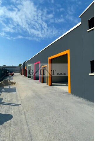 Plus de détails pour Bureau, Industriel/Logistique à louer