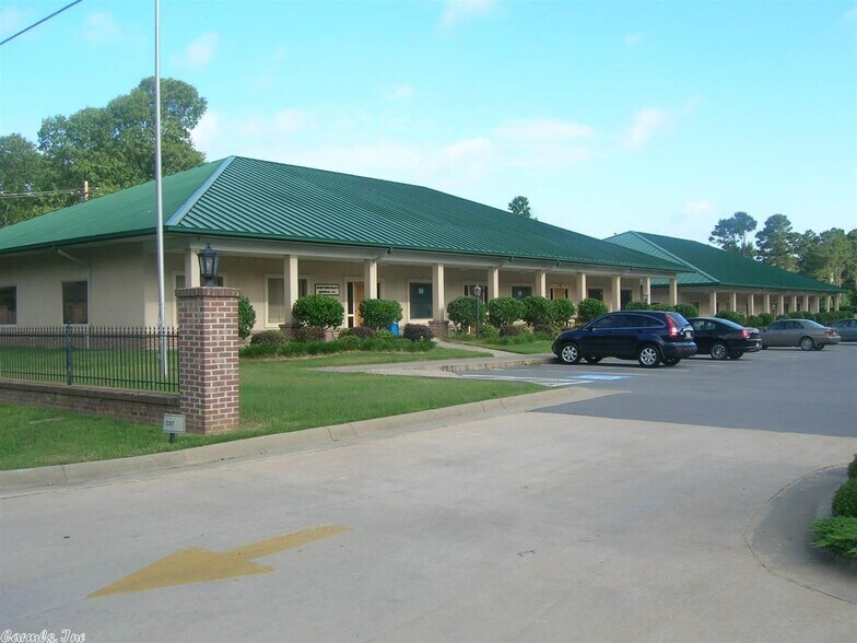 1301 Ridgway Rd, Pine Bluff, AR à louer - Photo de l’immeuble – Image 3 sur 4