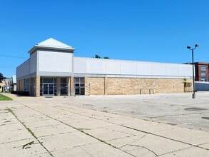 1709 Liberty St, Erie, PA à louer Photo intérieure– Image 1 sur 8