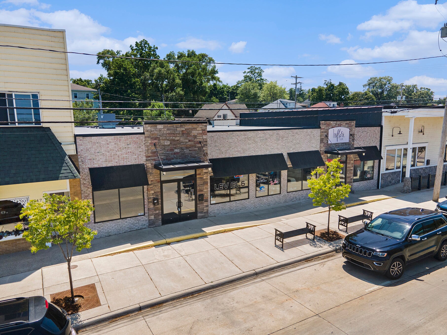 1953 Lakeshore Dr, Muskegon, MI à louer Photo de l’immeuble– Image 1 sur 3