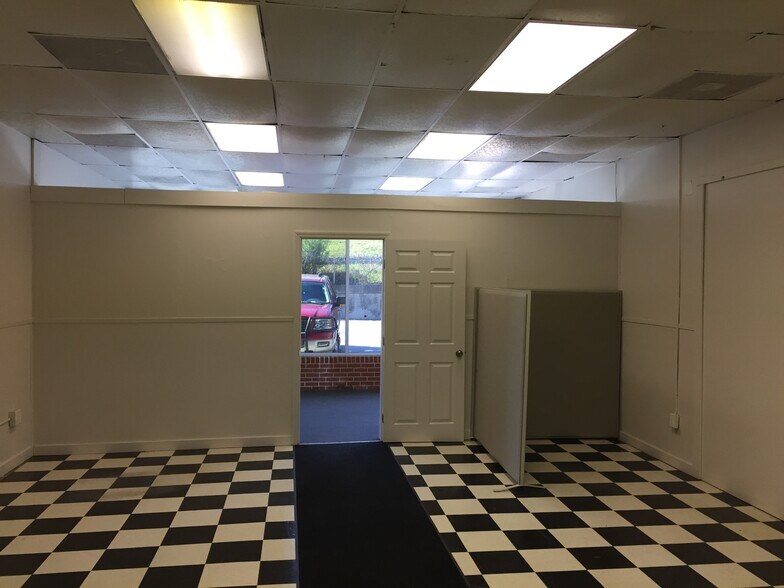 309 Main St, Garden City, GA à louer - Photo de l’immeuble – Image 3 sur 10