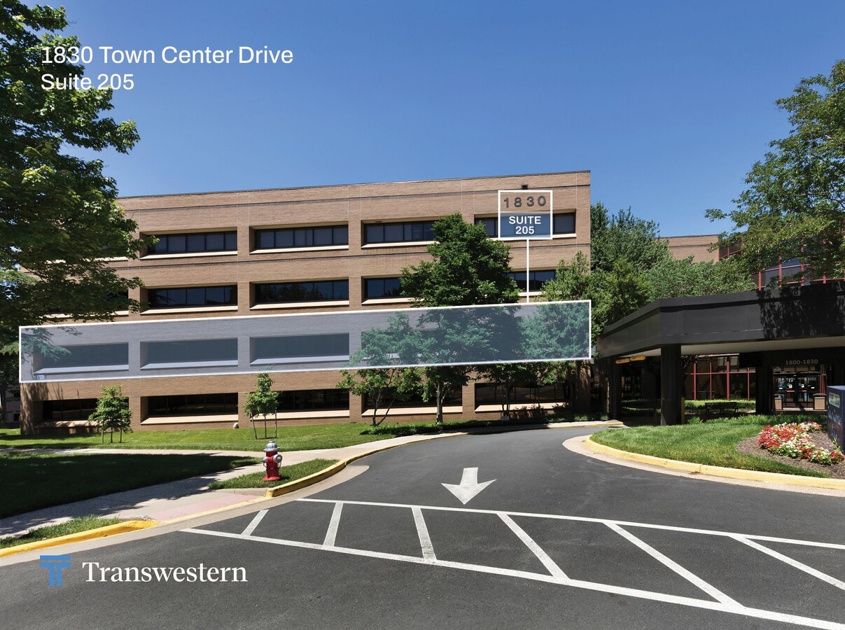 1830 Town Center Dr, Reston, VA 20190 - Lot 205 - - Photo intérieure - Image 2 of 17