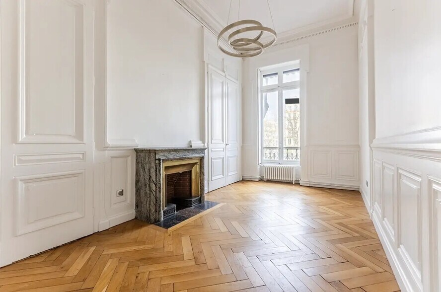 Bureau dans Paris à louer - Photo de l’immeuble – Image 2 sur 5