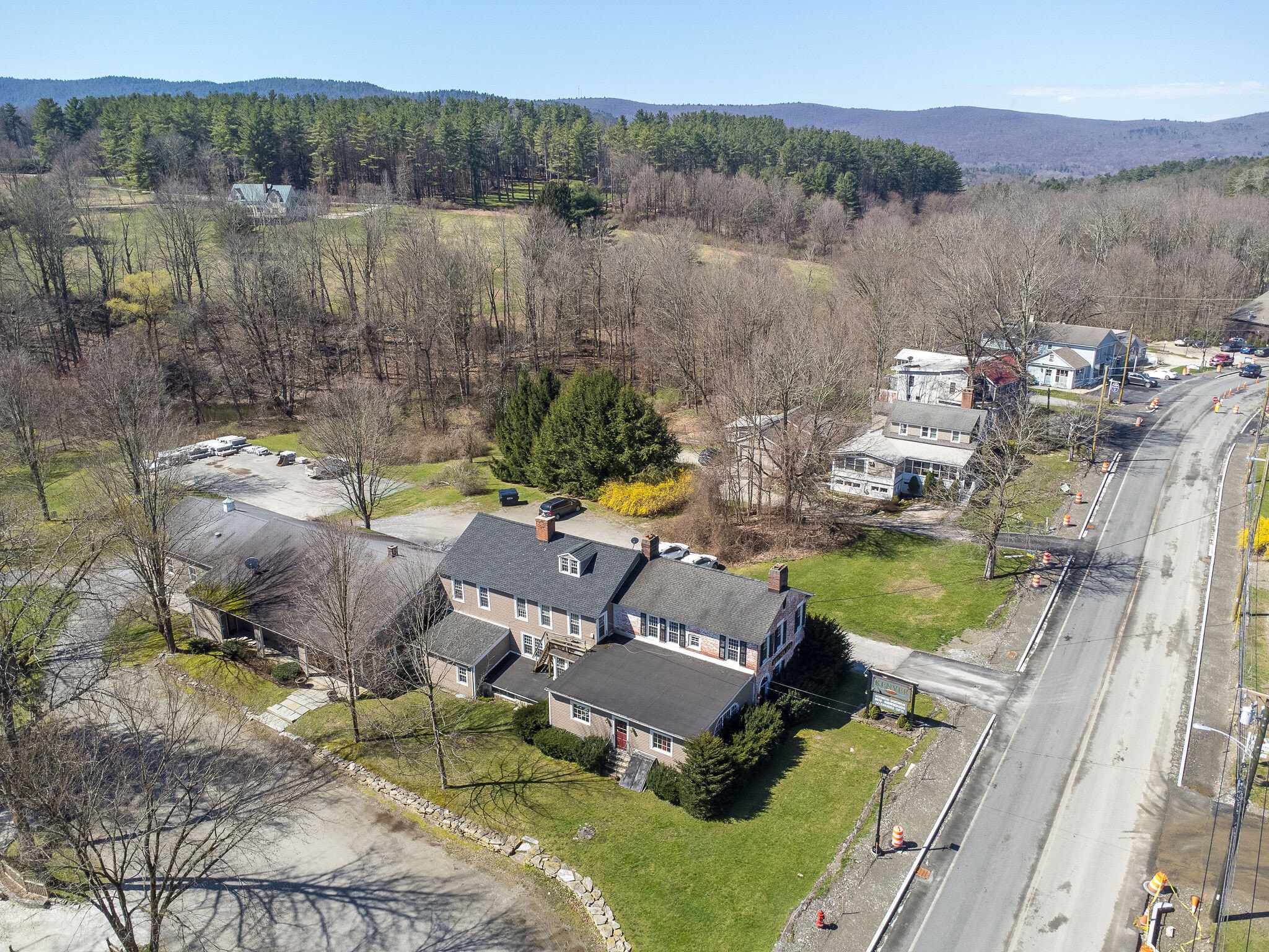 39 Main St, South Egremont, MA à vendre Photo principale– Image 1 sur 59