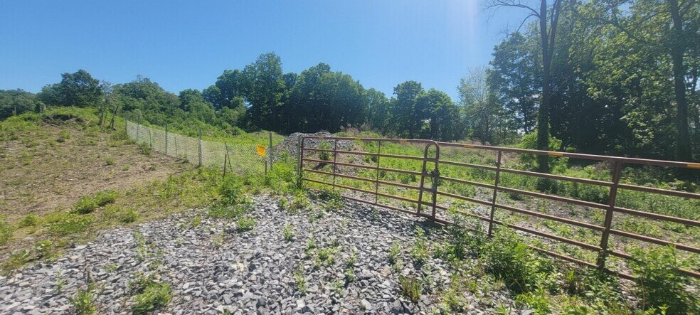 1940 State Rte 55, Lagrangeville, NY à vendre - Photo de l’immeuble – Image 3 sur 6