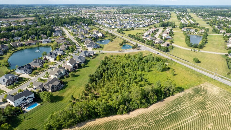 000 Carey Rd, Westfield, IN à vendre - Autre – Image 2 sur 13