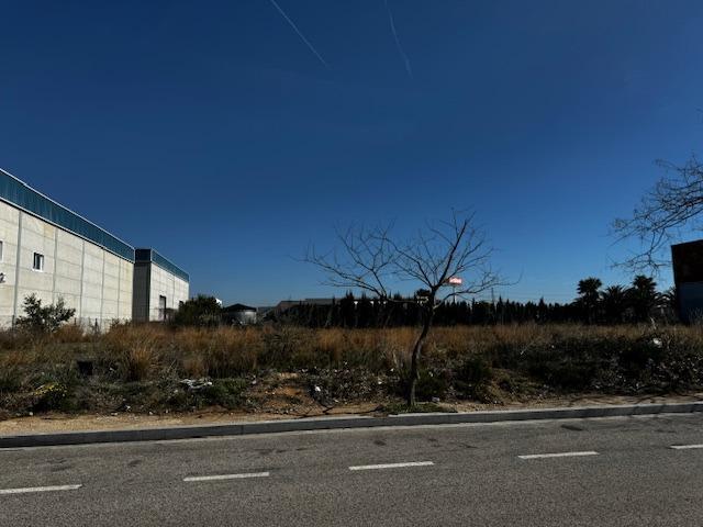 Zona Industrial sector H-6 portefeuille de 2 biens à vendre sur LoopNet.fr - Plan d’étage – Image 1 sur 2