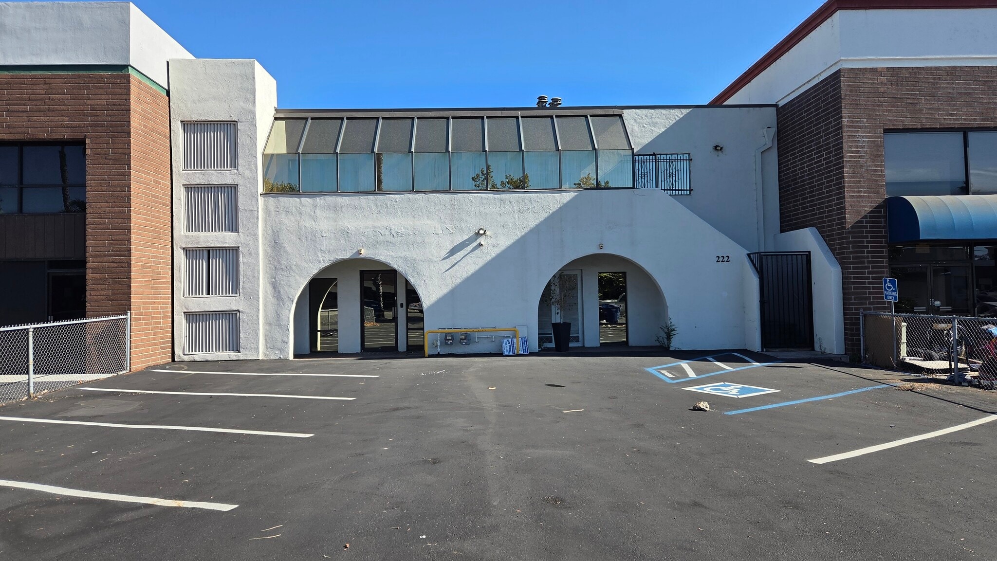 222 W 2nd Ave, Escondido, CA à louer Photo intérieure– Image 1 sur 6