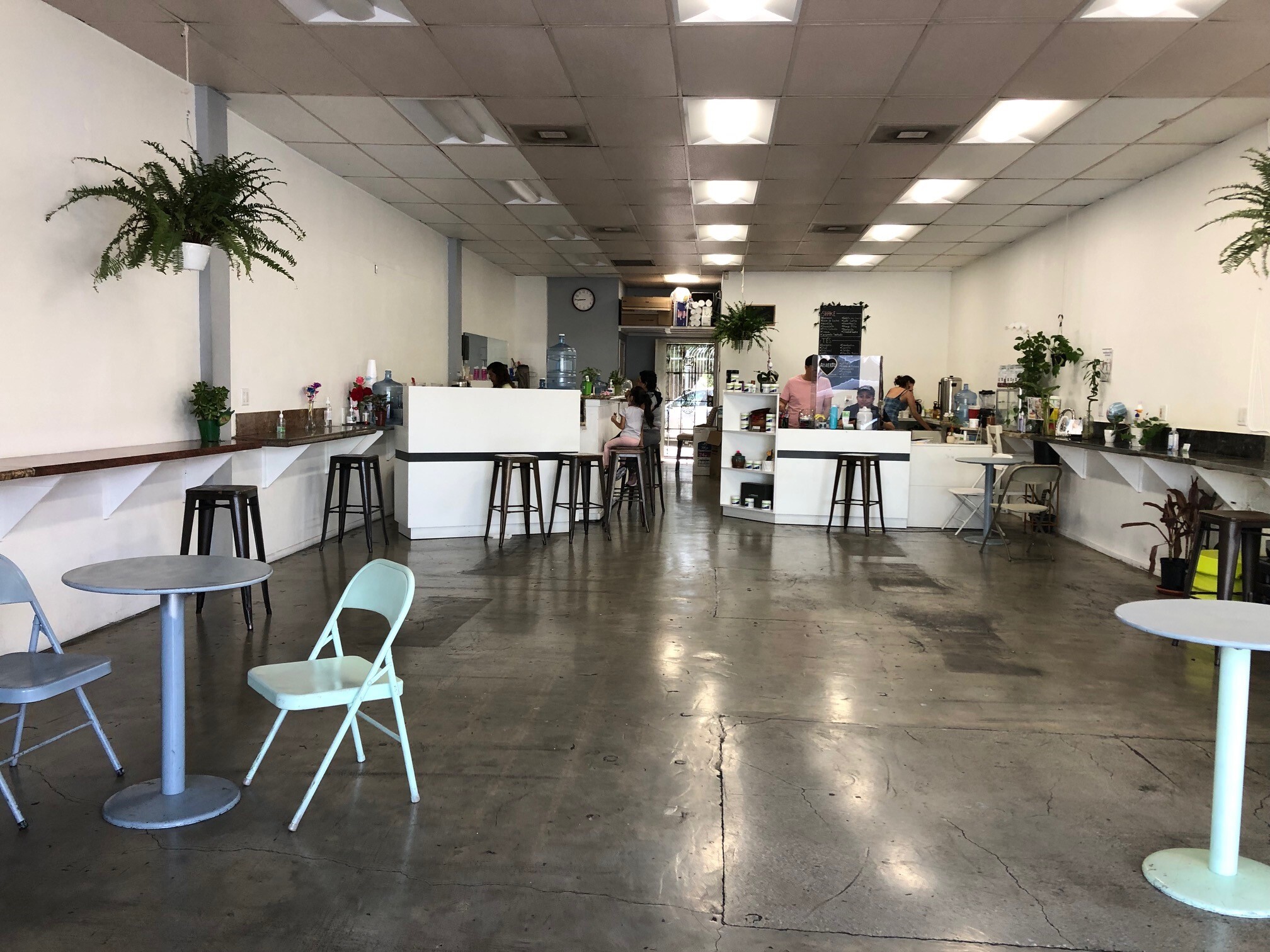 9070 Van Nuys Blvd, Panorama City, CA à louer Photo intérieure– Image 1 sur 1