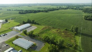 Plus de détails pour 113 N Williams Industrial Dr, Pittsfield, IL - Local commercial à vendre
