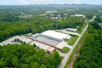 1030 McConville Rd, Lynchburg, VA - Vue aérienne vue de carte - Image1