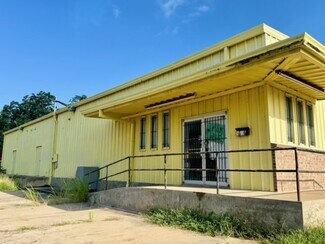 Plus de détails pour 1616 Avenue F, Bay City, TX - Industriel/Logistique à vendre