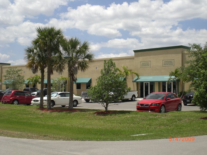 2050 Commerce Ave, Immokalee, FL à louer - Photo de l’immeuble – Image 3 sur 7