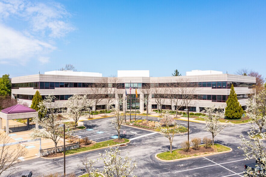1000 Westlakes Dr, Berwyn, PA à louer - Photo principale – Image 1 sur 4