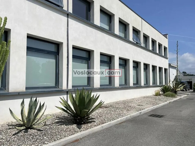 Bureau dans Cagnes-sur-Mer à louer - Photo de l’immeuble – Image 2 sur 6