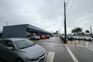 Plus de détails pour 357-379 NE 167th St, Miami, FL - Local commercial à louer