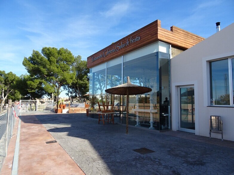 Local commercial dans Aspe, Alicante à vendre - Photo de l’immeuble – Image 2 sur 46