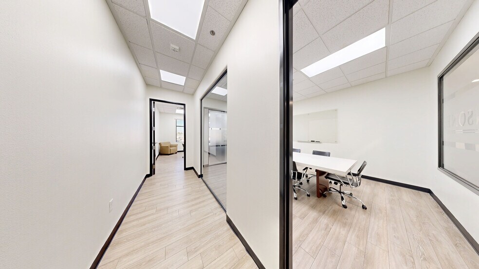 9480 S Eastern Ave, Las Vegas, NV à louer - Numérisation 3D Matterport – Image 2 sur 16