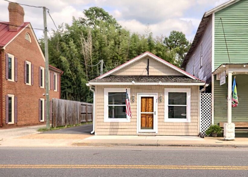 55 Cross St, Urbanna, VA à vendre - Photo de l’immeuble – Image 2 sur 26