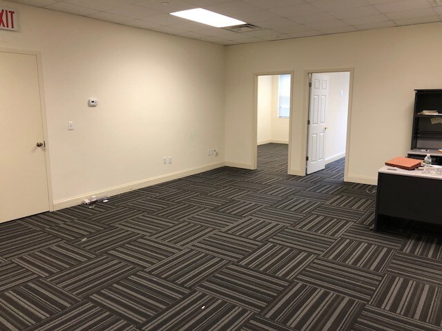 4366 Victory Blvd, Staten Island, NY à louer - Photo intérieure – Image 3 sur 10