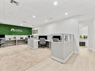 Plus de détails pour 2295 NW Corporate Blvd, Boca Raton, FL - Bureau à louer