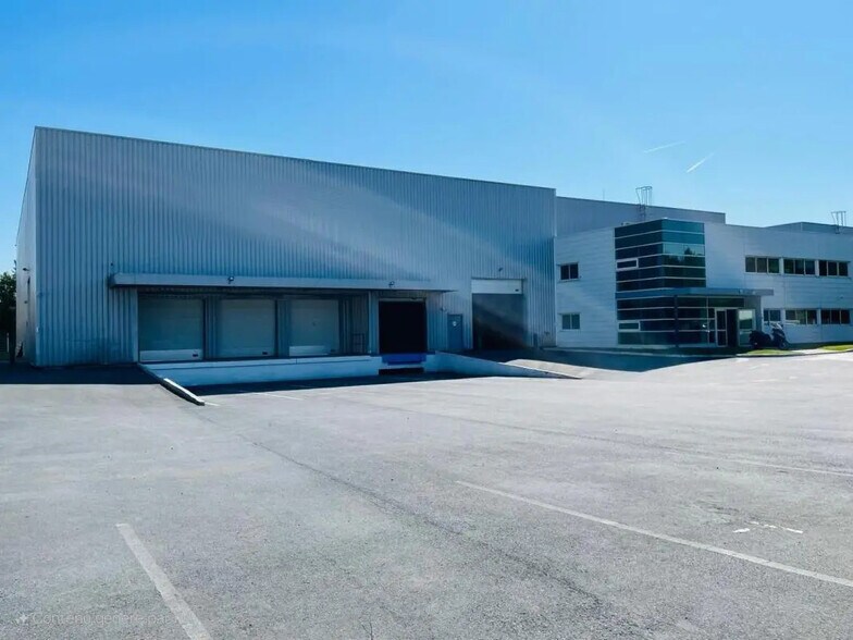 Bureau dans Vitry-sur-Seine à louer - Photo de l’immeuble – Image 1 sur 6