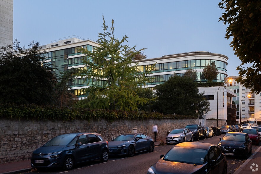 92300 Levallois-Perret, Levallois-Perret à louer - Photo de l’immeuble – Image 2 sur 6