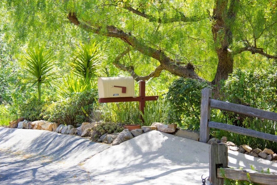4119 Maguire Dr, Malibu, CA à vendre - Photo de l’immeuble – Image 3 sur 20