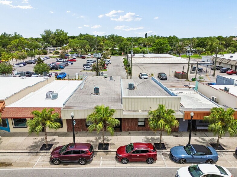 5701 Main St, New Port Richey, FL à vendre - Photo de l’immeuble – Image 3 sur 30