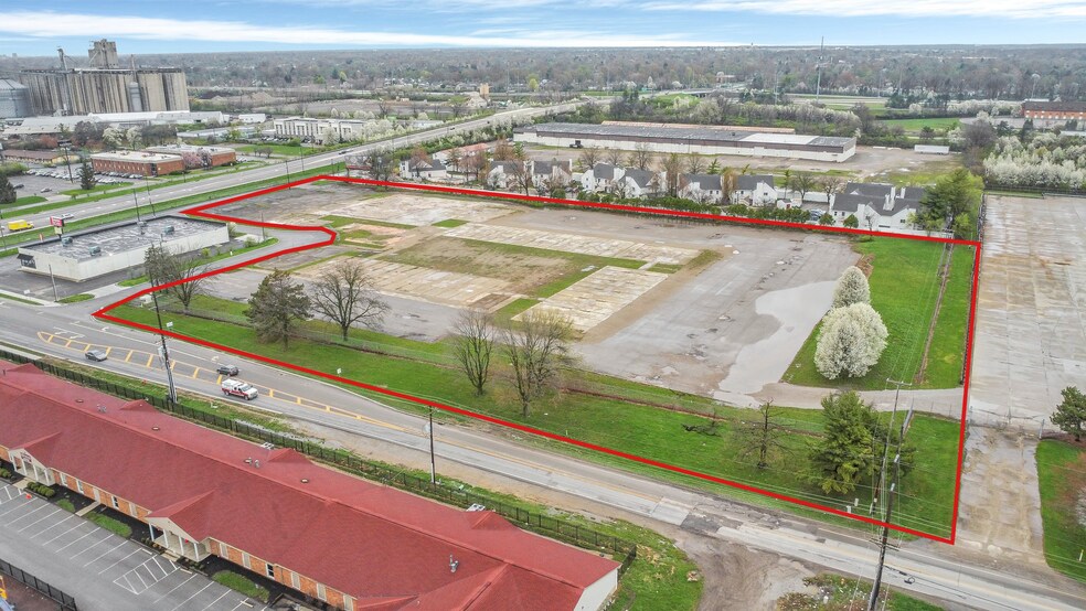 2124-2145 S Hamilton Rd, Columbus, OH à louer - Photo de l’immeuble – Image 2 sur 3