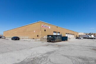 Plus de détails pour 170 Brockport Dr, Toronto, ON - Industriel/Logistique à louer
